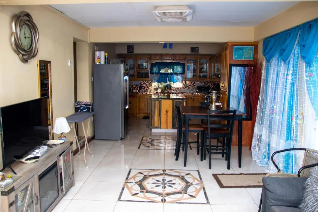 Pri Guest House Arnos Vale Saint Vincent ve Grenadinler