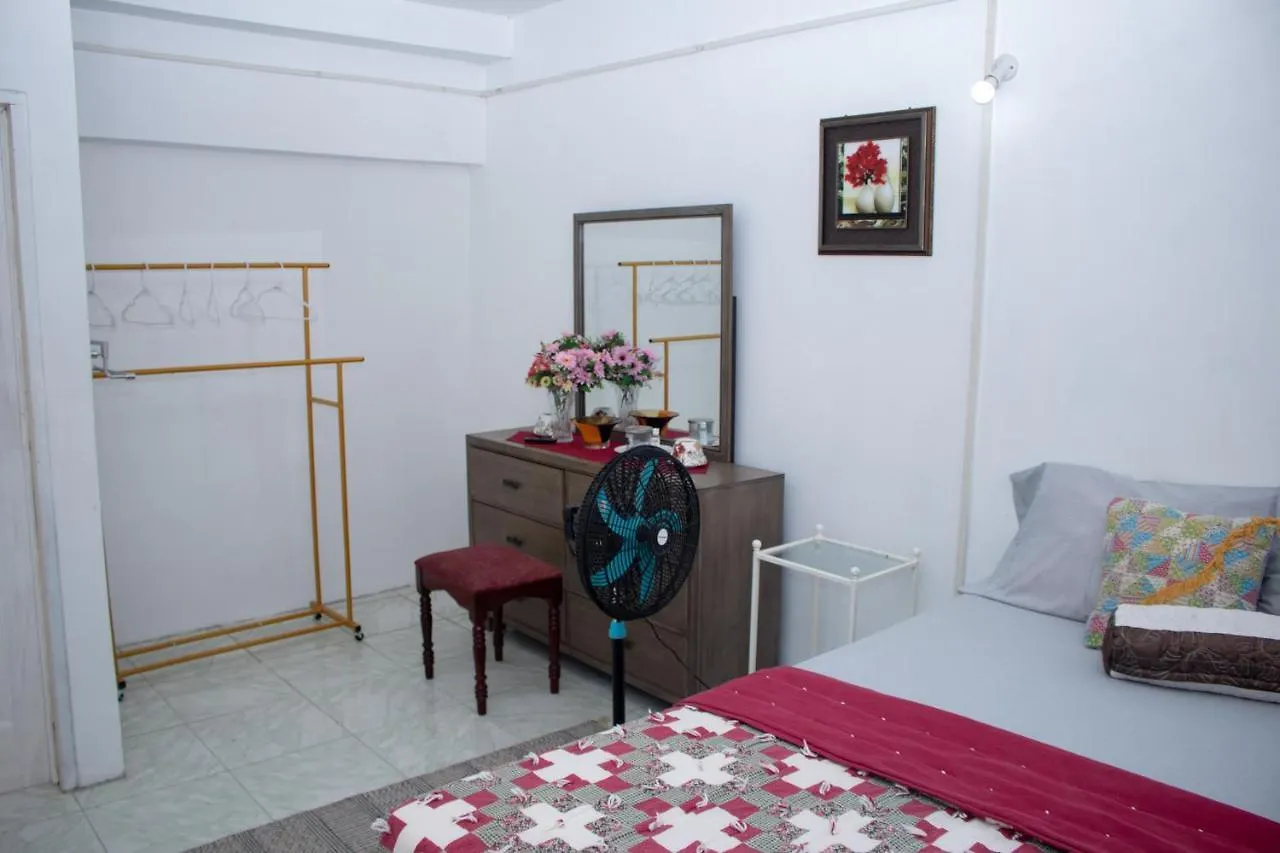 Pri Guest House Arnos Vale 0*,